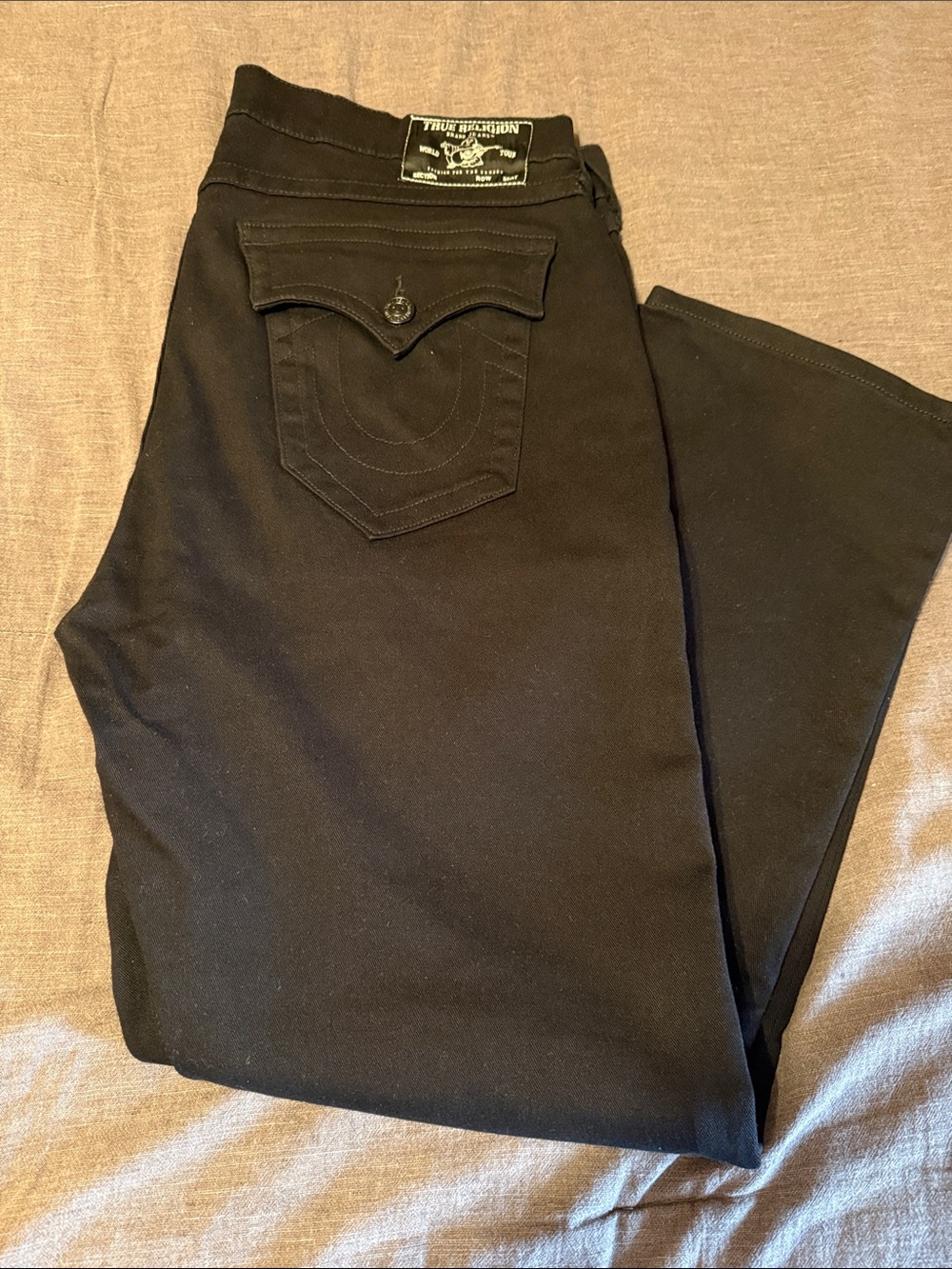True Religion Men’s Rickey Straight Relaxed Black Jeans with Signature Pocket